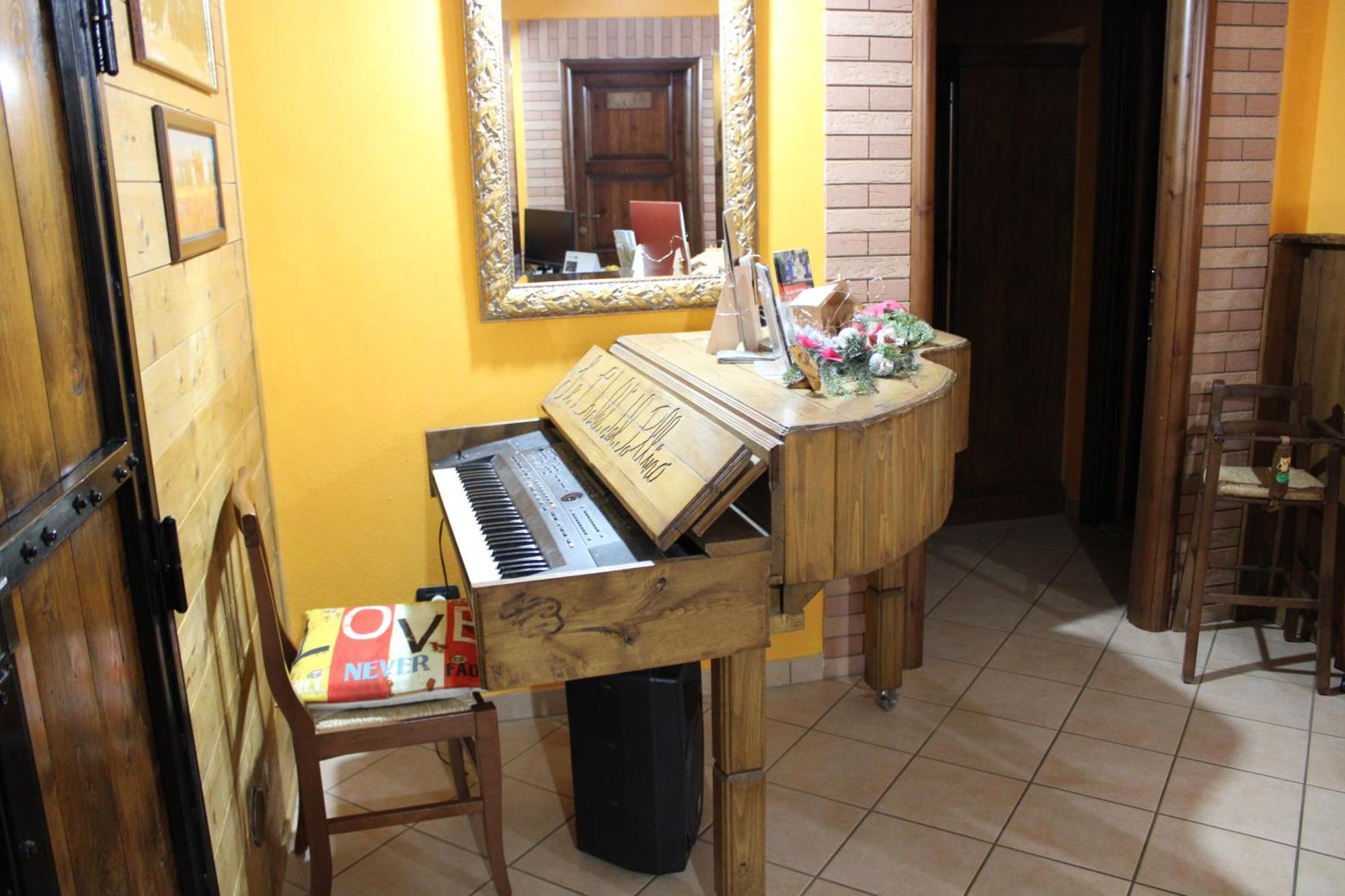 Le Chalet Del Pollino โรตอนดา ภายนอก รูปภาพ