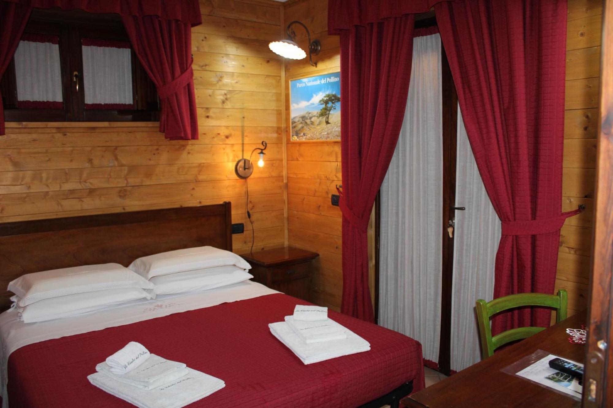 Le Chalet Del Pollino โรตอนดา ภายนอก รูปภาพ