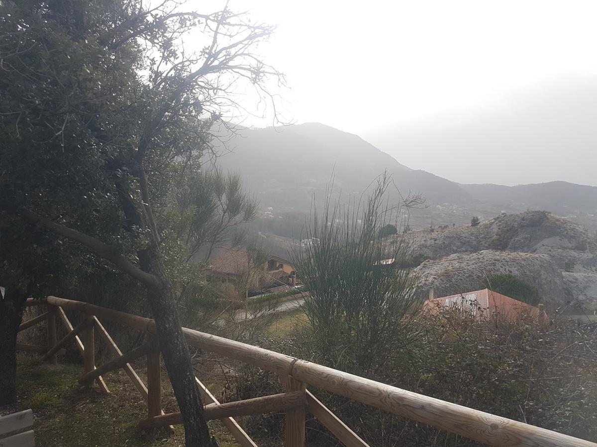 Le Chalet Del Pollino โรตอนดา ภายนอก รูปภาพ